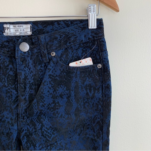 free people snake print skinny pants . NWT . - Picture 4 of 8